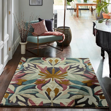 Handmade Carpets for Living Room Bedroom & Hall in floral design.